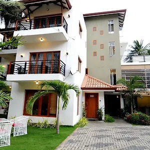 Shanelo 2* Negombo